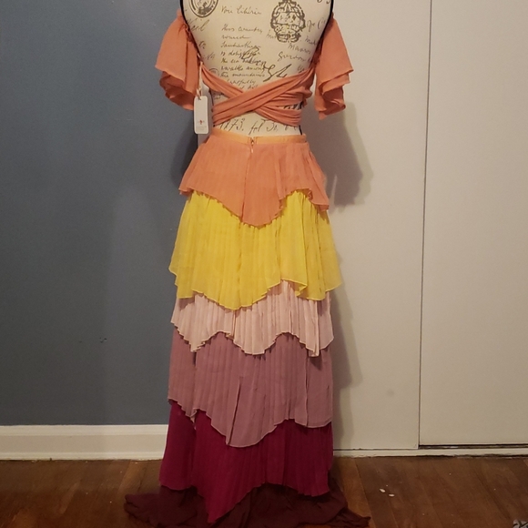 L'ATIDTE two piece multitierd skirt set - Picture 5 of 5